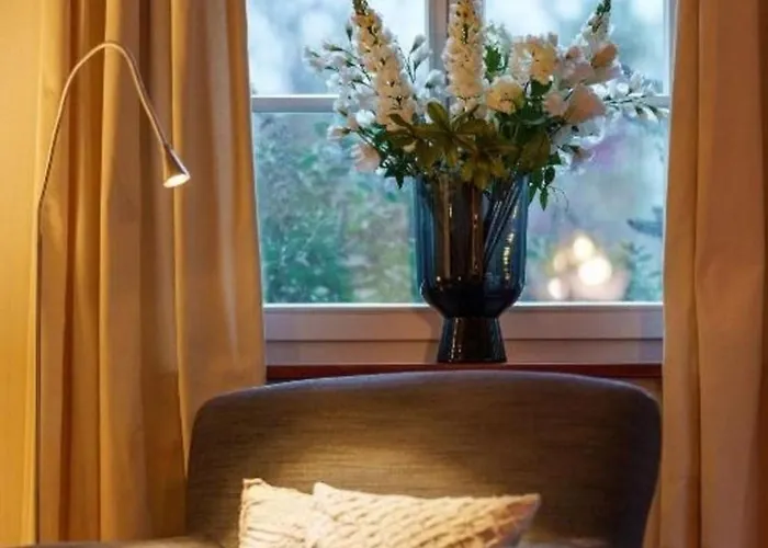 Exklusives Holzhaus بيت للعطل